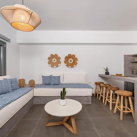 Aqualung Hotel Kamari (Santorini)
